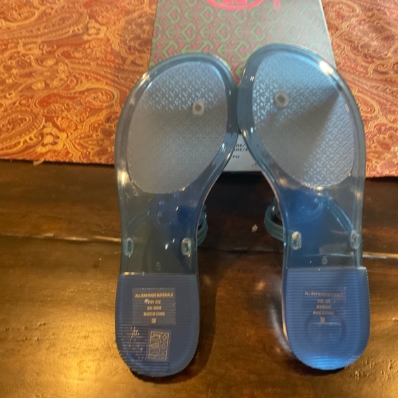 Tory Burch Mini Miller dark blue azure thong Sandals, size 5, BNIB, htf color - Picture 4 of 4